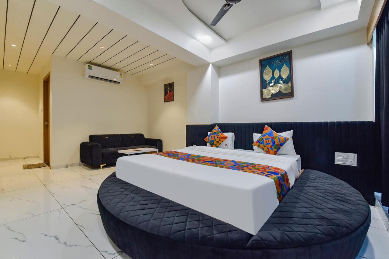 אחמדאבאד Fabhotel Bliss מראה חיצוני תמונה