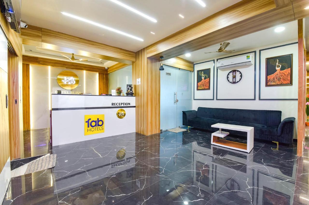 אחמדאבאד Fabhotel Bliss מראה חיצוני תמונה