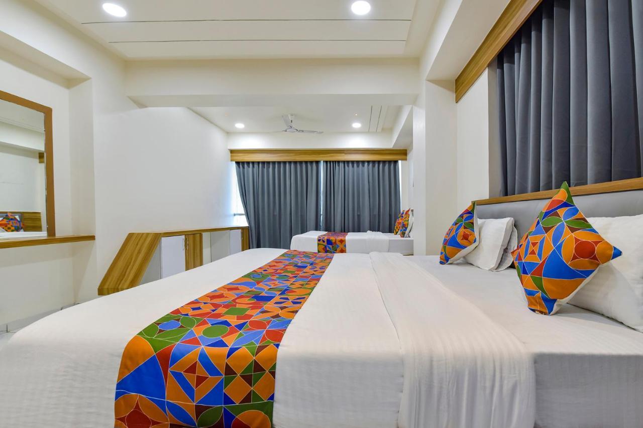 אחמדאבאד Fabhotel Bliss מראה חיצוני תמונה
