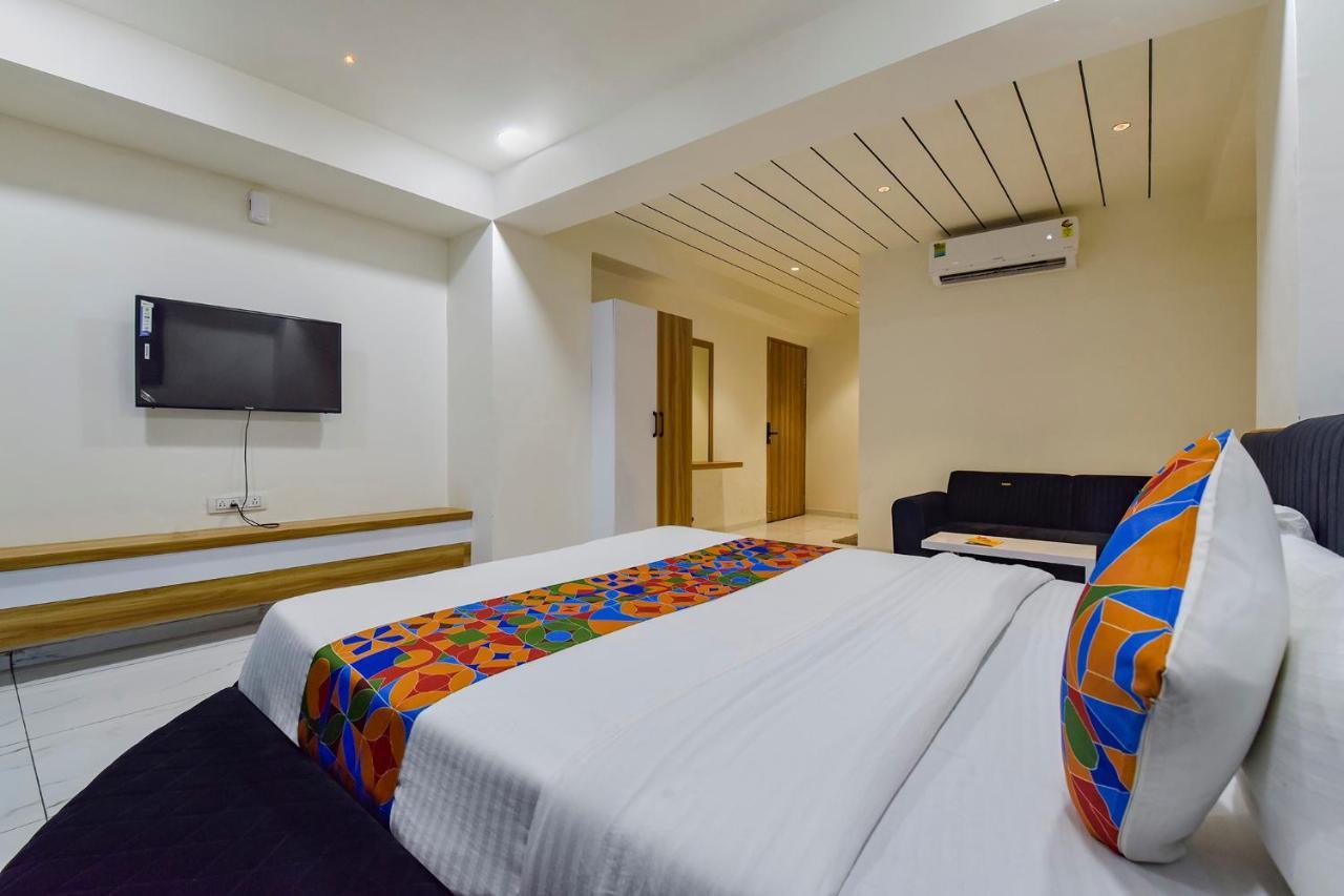 אחמדאבאד Fabhotel Bliss מראה חיצוני תמונה