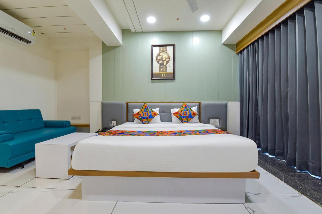אחמדאבאד Fabhotel Bliss מראה חיצוני תמונה